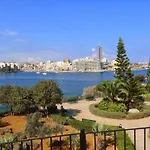 Luxury Inc Pool & Views Lägenhet Sliema