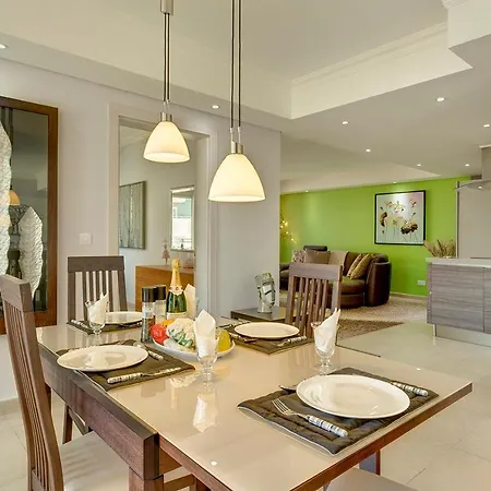 Luxury Inc Pool & Views Sliema