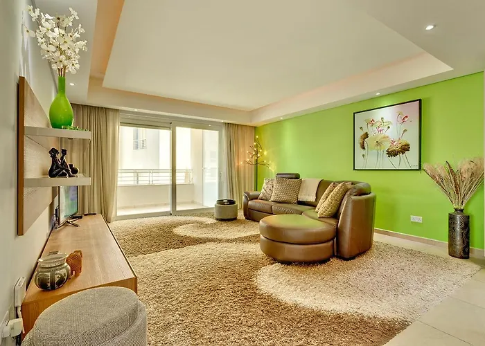 Luxury Inc Pool & Views * Sliema